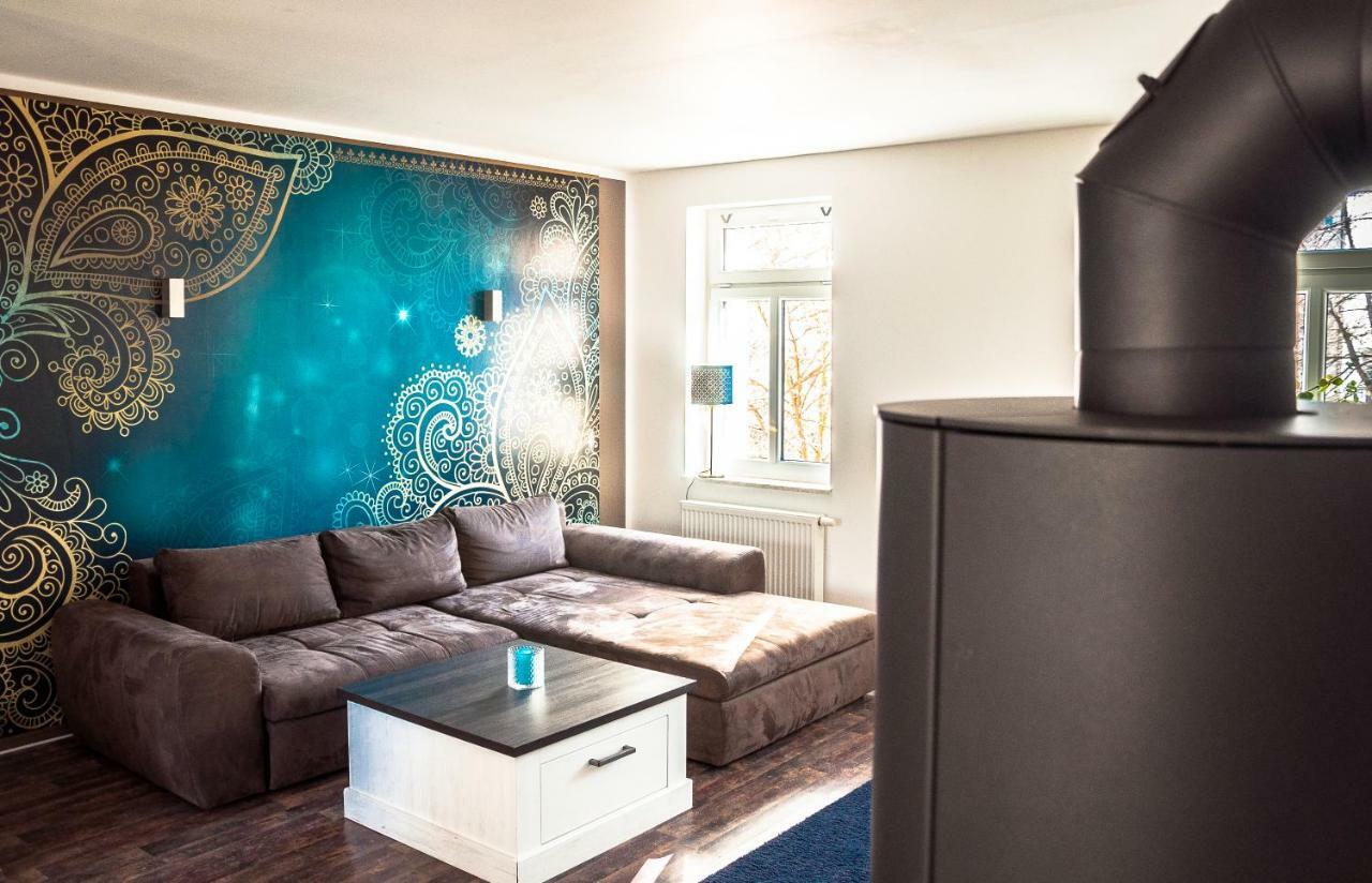 Tarata Haus Apartment Halle  ภายนอก รูปภาพ